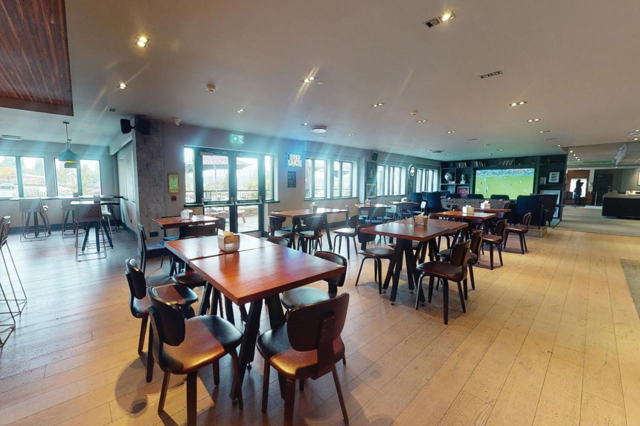 Village Hotel Birmingham Γουόλσολ Εξωτερικό φωτογραφία