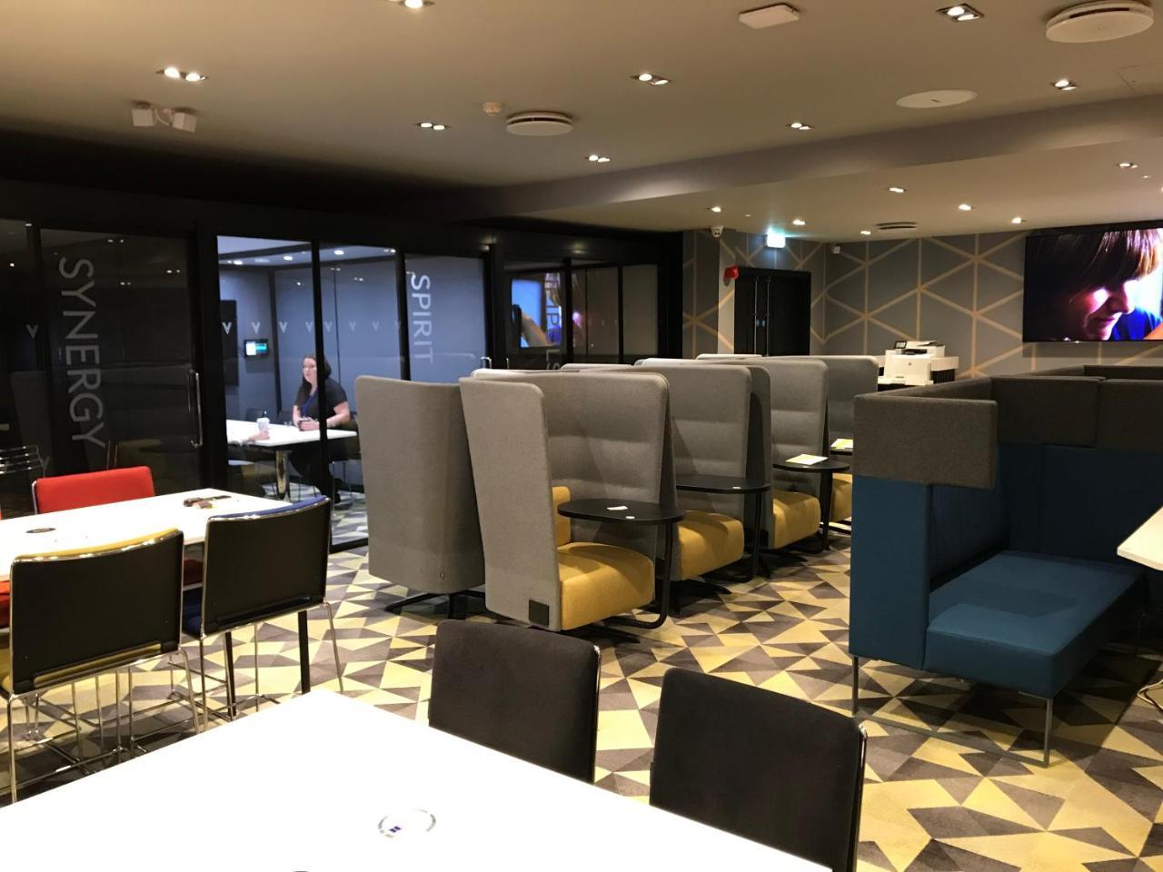 Village Hotel Birmingham Γουόλσολ Εξωτερικό φωτογραφία